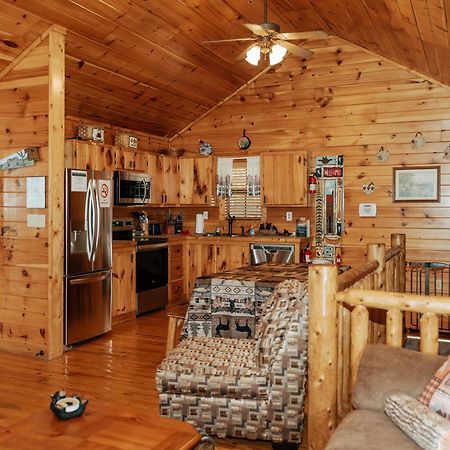 Mountain Seclusion Villa Sevierville Exterior photo
